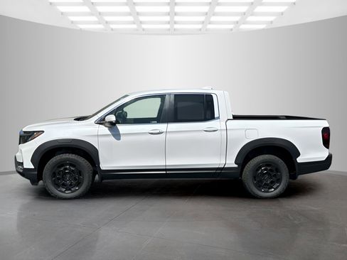 New 2025 Honda Ridgeline RTL+ image 2