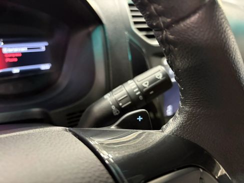 Used 2017 Ford Explorer XLT w/ Equipment Group 201A image 38