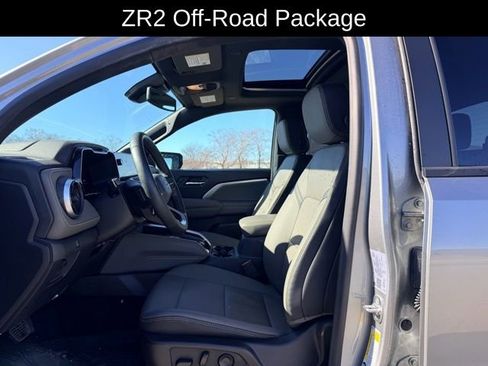 Used 2026 Chevrolet Colorado ZR2 w/ Technology Package image 7
