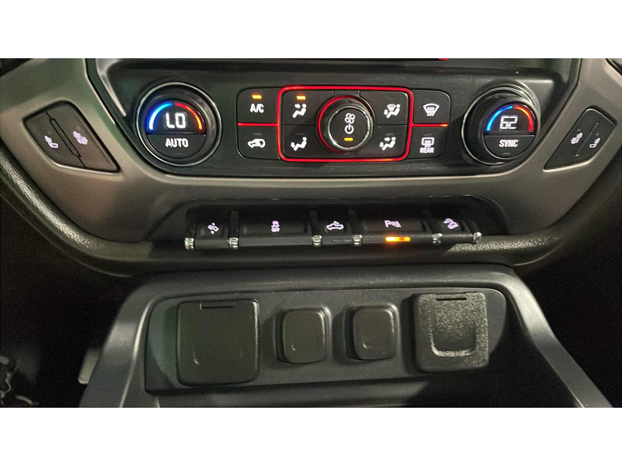Used 2015 GMC Sierra 1500 SLT AWD/4WD image 14