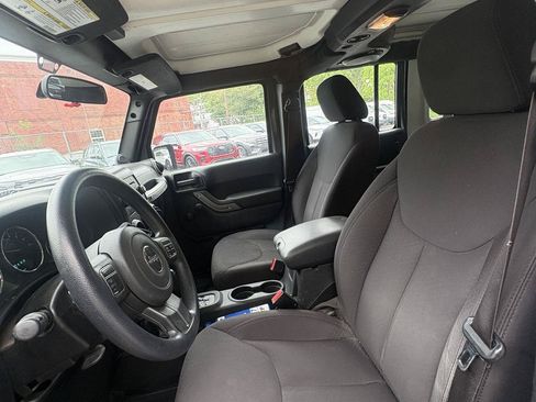 Used 2014 Jeep Wrangler Unlimited Sport AWD/4WD image 15