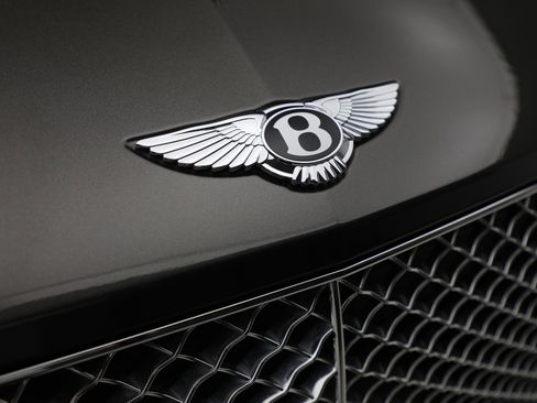 Certified 2021 Bentley Bentayga image 13