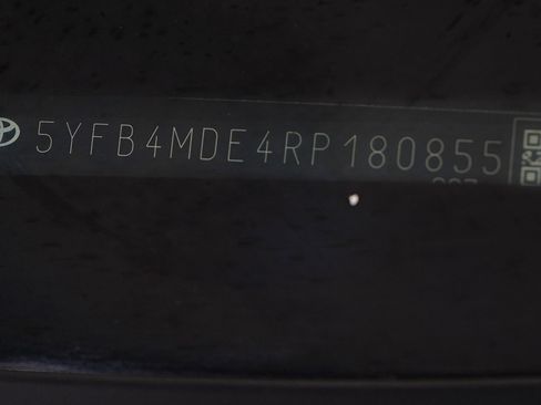 Used 2024 Toyota Corolla LE image 27