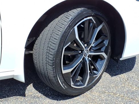 Certified 2023 Nissan Altima 2.5 SR w/ SR Premium Package AWD/4WD image 8