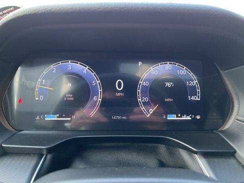 Certified 2025 Jeep Grand Cherokee Altitude AWD/4WD image 26
