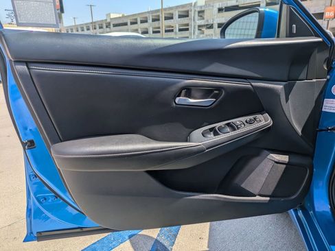 Used 2025 Nissan Sentra SV FWD image 22