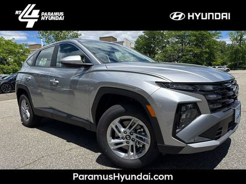 New 2026 Hyundai Tucson SE AWD/4WD image 1