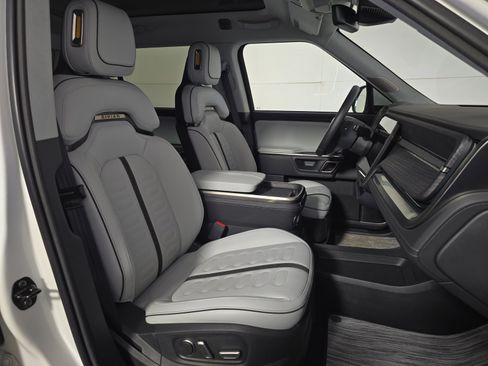 Used 2024 Rivian R1S Adventure AWD/4WD image 24