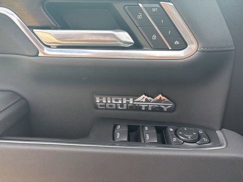New 2026 Chevrolet Silverado 1500 High Country w/ High Country Premium Package image 25
