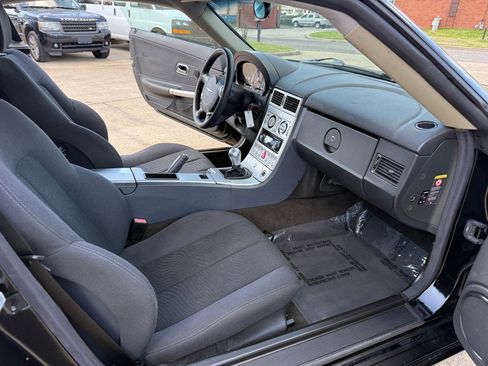 Used 2005 Chrysler Crossfire Coupe image 13