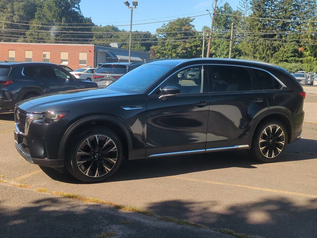 Certified 2024 MAZDA CX-90 Plug-In Hybrid w/ Premium Plus AWD/4WD image 2
