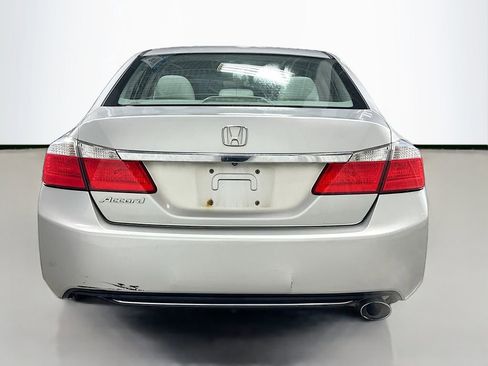 Used 2013 Honda Accord LX image 7