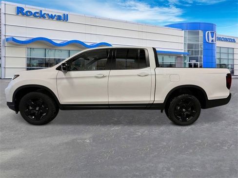 New 2026 Honda Ridgeline Black Edition image 2