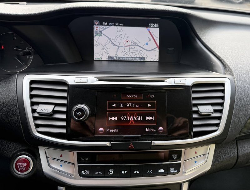 Used 2014 Honda Accord EX-L image 17