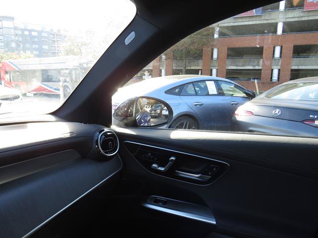 Used 2026 Mercedes-Benz GLC 300 4MATIC image 16