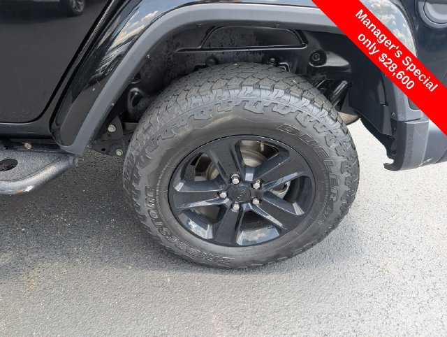 Used 2021 Jeep Wrangler Unlimited Sahara AWD/4WD image 23