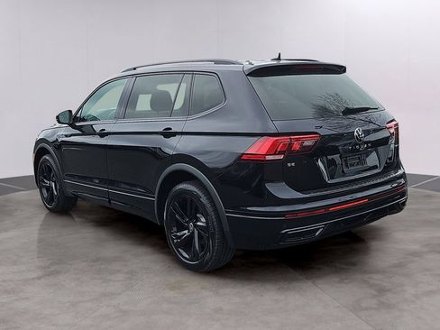 Used 2023 Volkswagen Tiguan SE R-Line AWD/4WD image 6