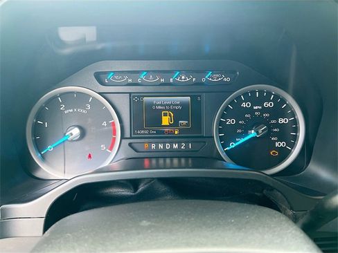 Used 2017 Ford F350 XLT w/ XLT Premium Package image 14