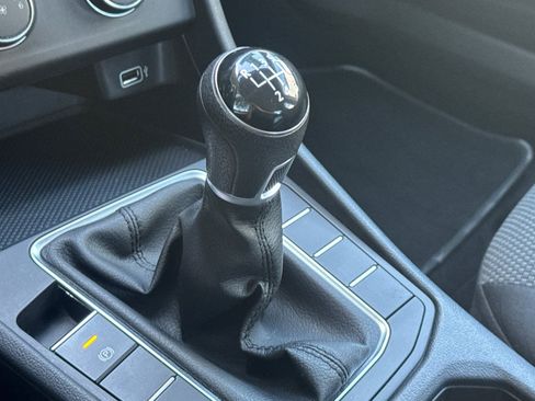 Used 2019 Volkswagen Jetta S FWD image 17