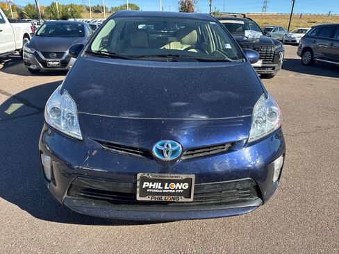 Used 2014 Toyota Prius Four image 6