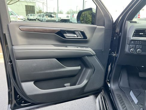 New 2026 Chevrolet Tahoe LS image 42