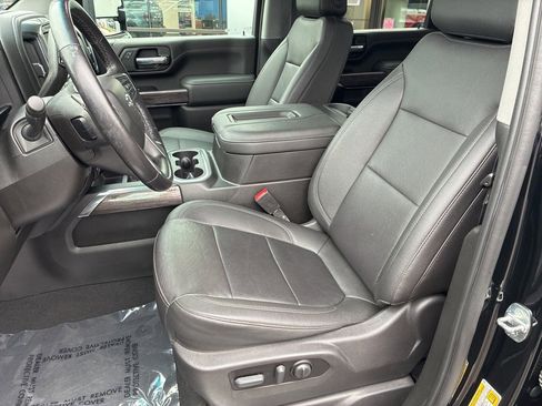 Used 2022 Chevrolet Silverado 2500 LTZ w/ LTZ Plus Package image 19