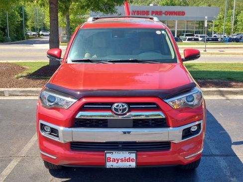 Used 2022 Toyota 4Runner Limited AWD/4WD image 5