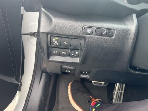 Used 2023 Lexus RC 350 F Sport image 13