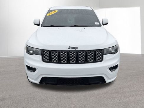 Used 2020 Jeep Grand Cherokee Altitude AWD/4WD image 6