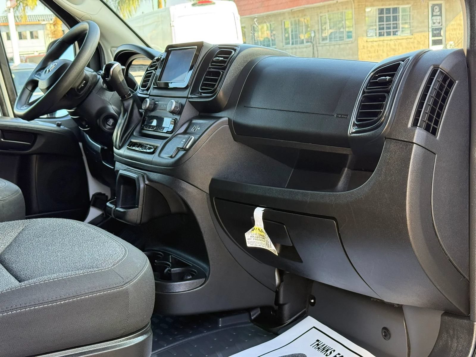 Used 2024 RAM ProMaster 2500 w/ Safety Group FWD image 17