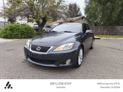 Used 2010 Lexus IS 250 image 2