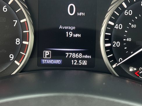 Used 2018 INFINITI Q50 Luxe w/ Essential Package (3.0T Luxe) AWD/4WD image 23