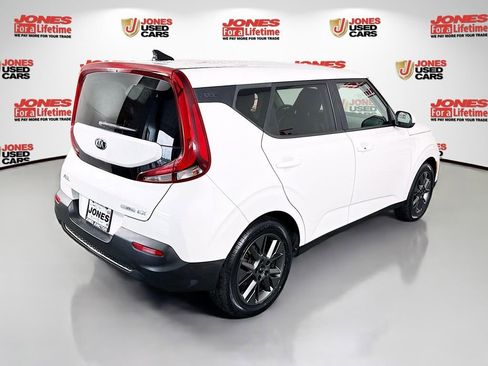 Used 2020 Kia Soul EX FWD image 16