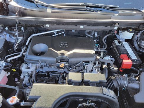 Used 2019 Toyota RAV4 XLE image 24