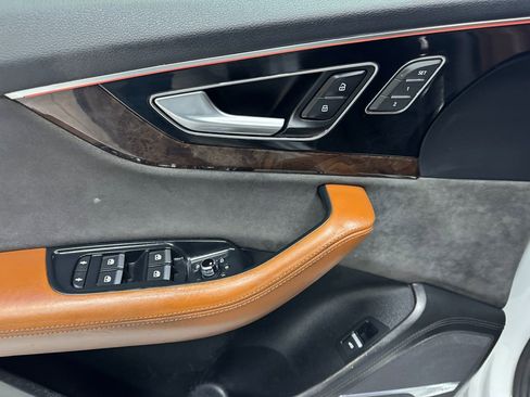 Used 2019 Audi Q7 3.0T Prestige image 10