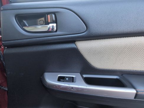 Used 2016 Subaru Crosstrek 2.0i Premium image 23