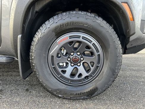 New 2026 Nissan Frontier PRO-4X w/ Pro-4x Convenience Package image 10