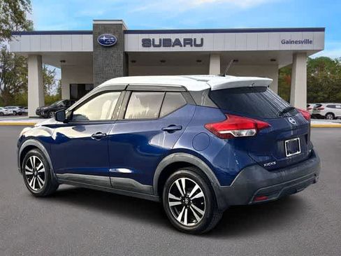 Used 2019 Nissan Kicks SV FWD image 4