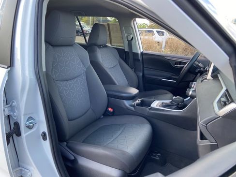 Used 2024 Toyota RAV4 XLE image 20