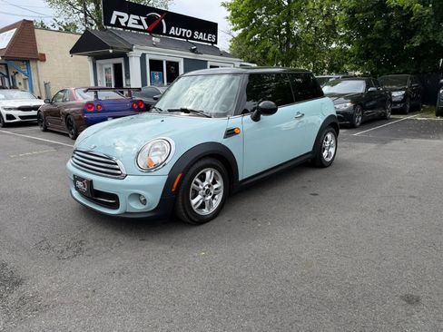 Used 2013 MINI Cooper Hardtop FWD image 2
