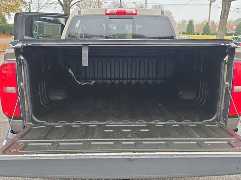 Used 2016 Chevrolet Colorado LT w/ Luxury Package, Chrome image 13