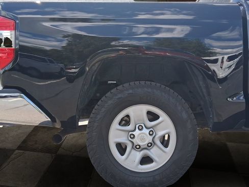Used 2021 Toyota Tundra SR5 AWD/4WD image 8