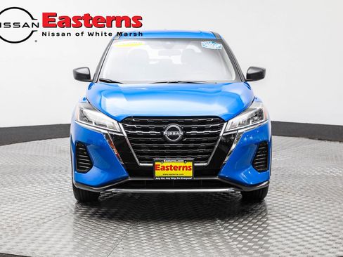 Used 2024 Nissan Kicks S image 3