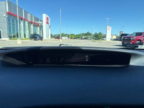 Used 2012 Toyota Prius Four FWD image 21