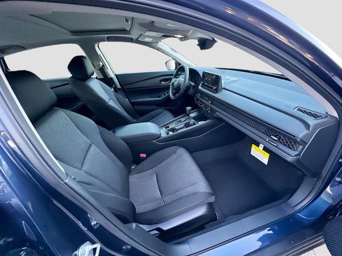New 2025 Honda Accord SE image 22