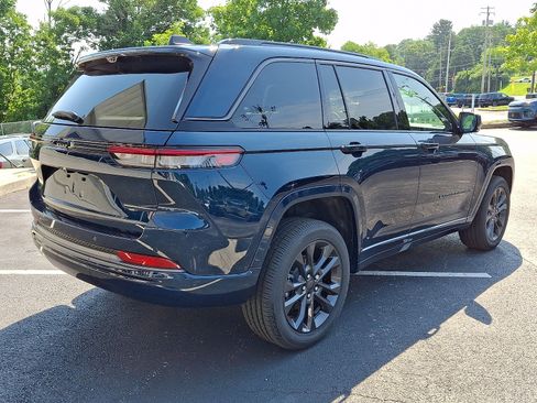 New 2026 Jeep Grand Cherokee Limited AWD/4WD image 3