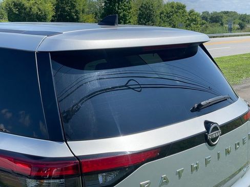 Certified 2024 Nissan Pathfinder S AWD/4WD image 26