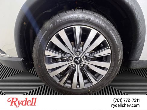 Used 2019 Mitsubishi Outlander ES image 9