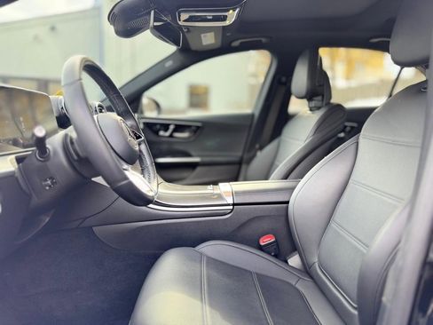 Used 2023 Mercedes-Benz C 300 4MATIC Sedan image 16