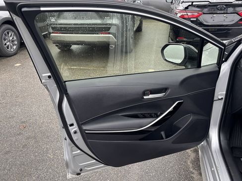 Used 2022 Toyota Corolla XSE image 10